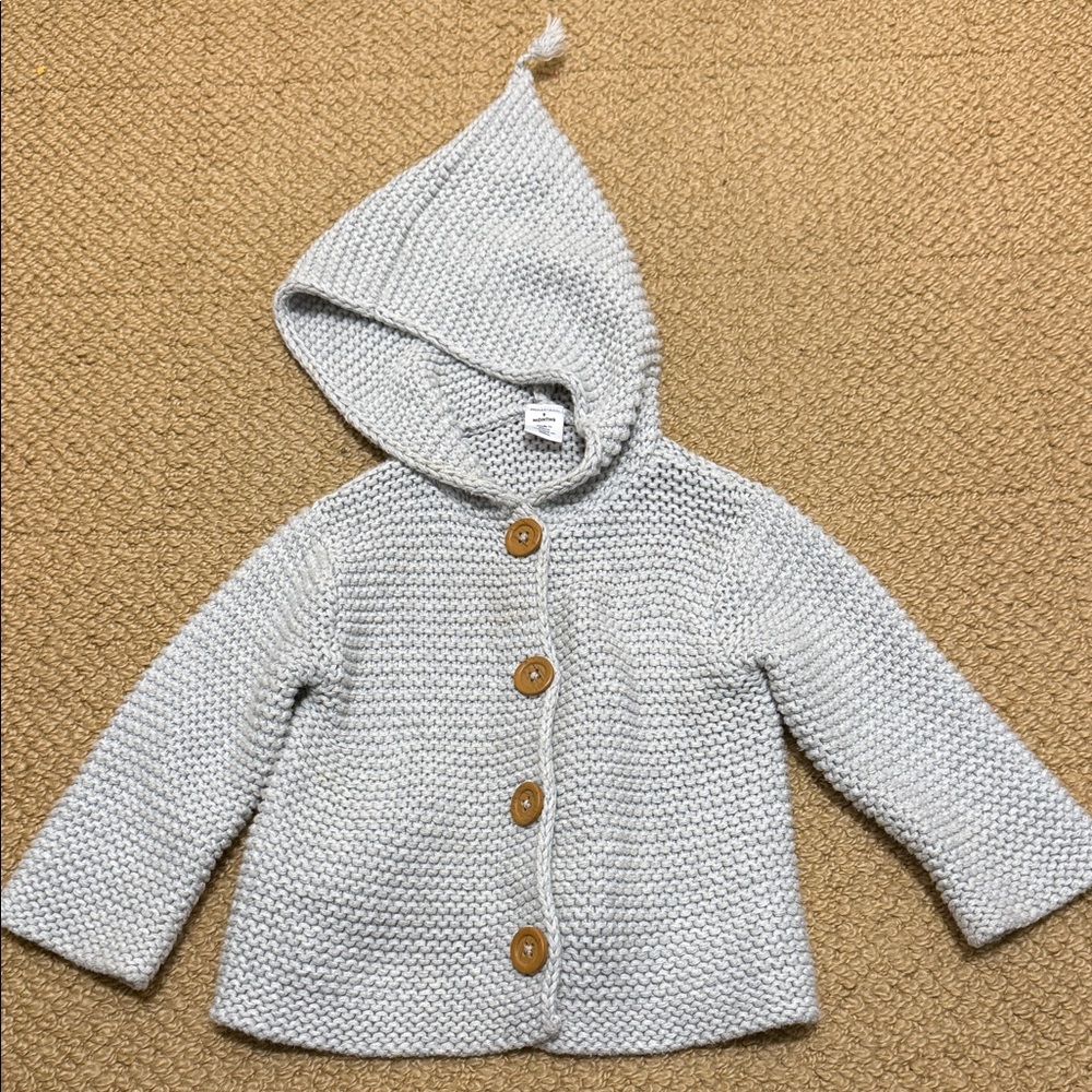 Cozy Knit Hooded Cardigan with Wooden Buttons Nordstrom brand size 9 months
